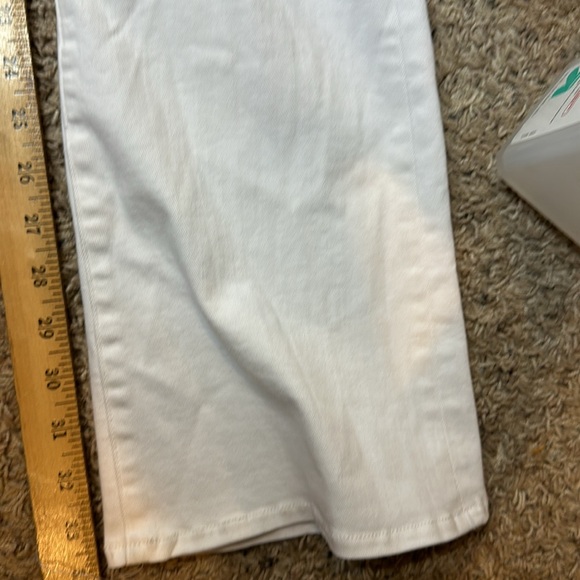 L'AGENCE Selma High Rise Sleek Baby Boot in Blanc Size 30 NWT - Picture 16 of 16